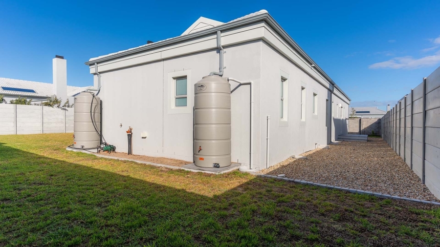 4 Bedroom Property for Sale in Sunningdale Western Cape